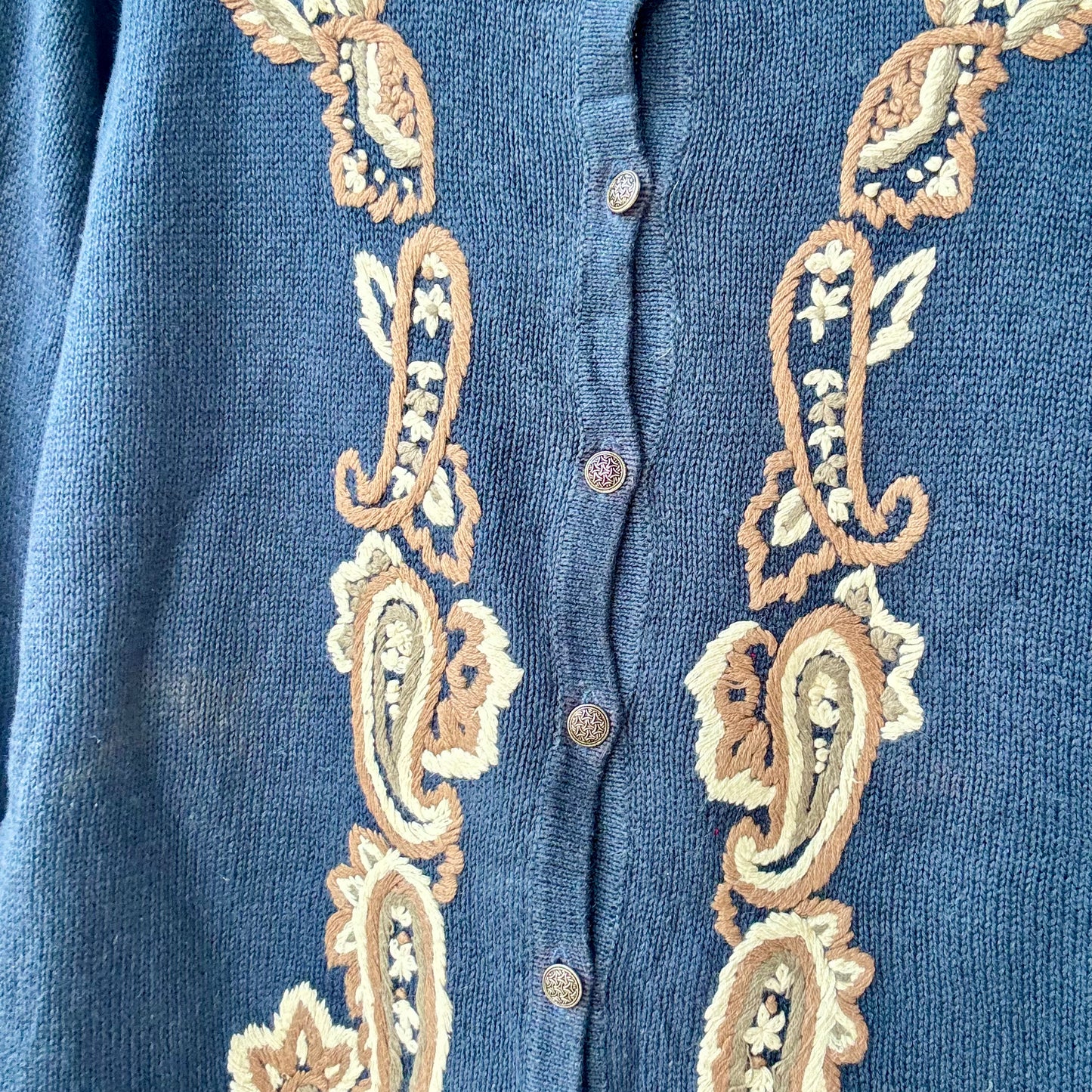 Paisley Threads